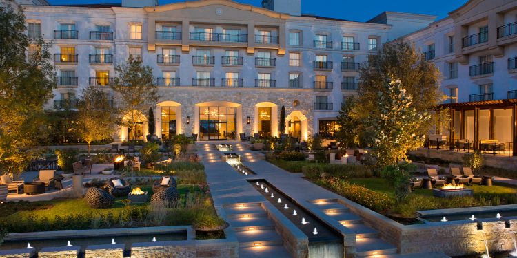 Hilton taglia l’outlook 2025. Colpa dello shutdown del Governo Usa