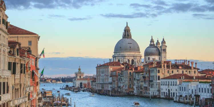 Il brand ‘Palazzo Giovanelli’ resta a Segea. Vinta la causa con Arsenale