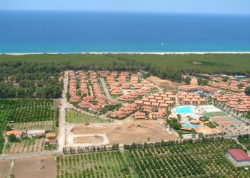 Apulia verso 22 milioni di euro (+10%) nel 2026. Nuovo resort in Calabria