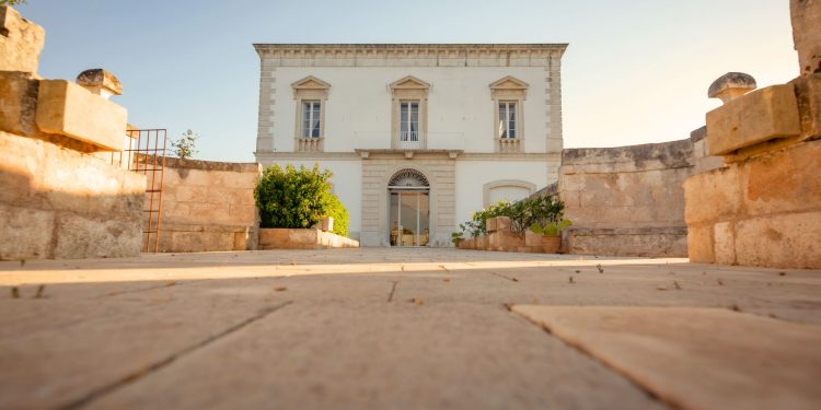 Garibaldi debutta nel segmento upscale con Masseria Monet in Puglia