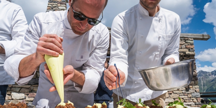 Snow Food Mattias, itinerario gourmet tra le baite tipiche di Livigno