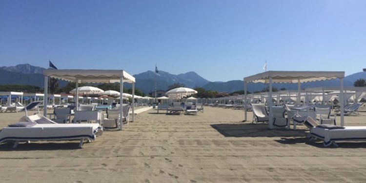 Continua la ‘vendita’ di Forte dei Marmi. Bagni Belvedere a un magnate russo