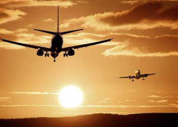 Astoi, prenotazioni per l’estate a -30% ma nessuna emergenza sul carburante aereo