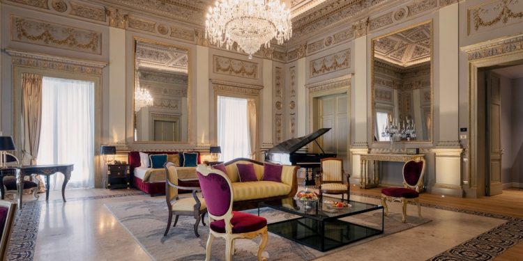 Si chiama Icona’s Collection il nuovo brand luxury di Mangia’s