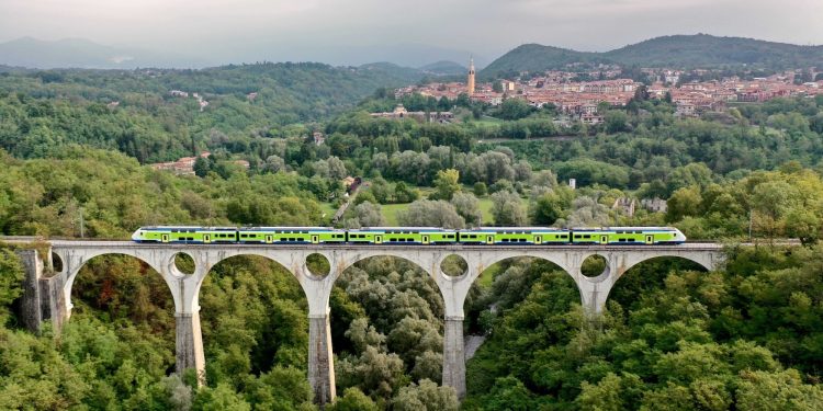 Treno leva del turismo in Lombardia: nel Q1 2026 +6% di passeggeri