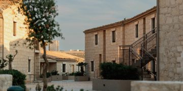 Nasce il brand Costa Ragusa in Sicilia. Spinto da Mangia’s con 200 milioni di euro